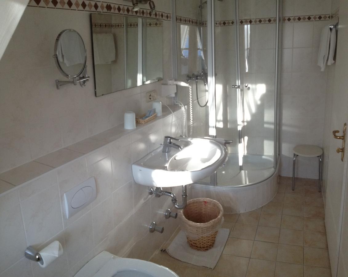 Hotel Maier Garni Гармиш-Партенкирхен Экстерьер фото